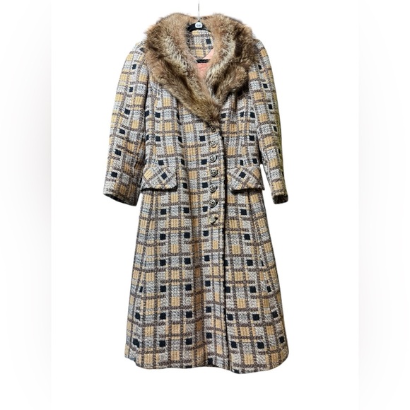 Vintage Jackets & Blazers - Vintage Tweed and Raccoon, Penny Lane fur coat, medium